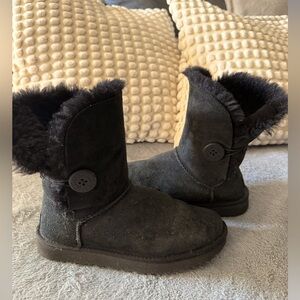 UGGS- Preloved Black Suede Fur-Lined Boots with side button